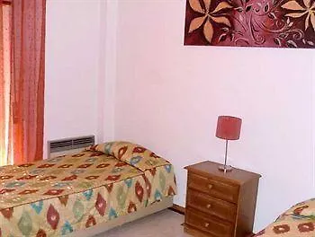 בית הארחה מלון ליסבון Residencial Mar Dos Acores
