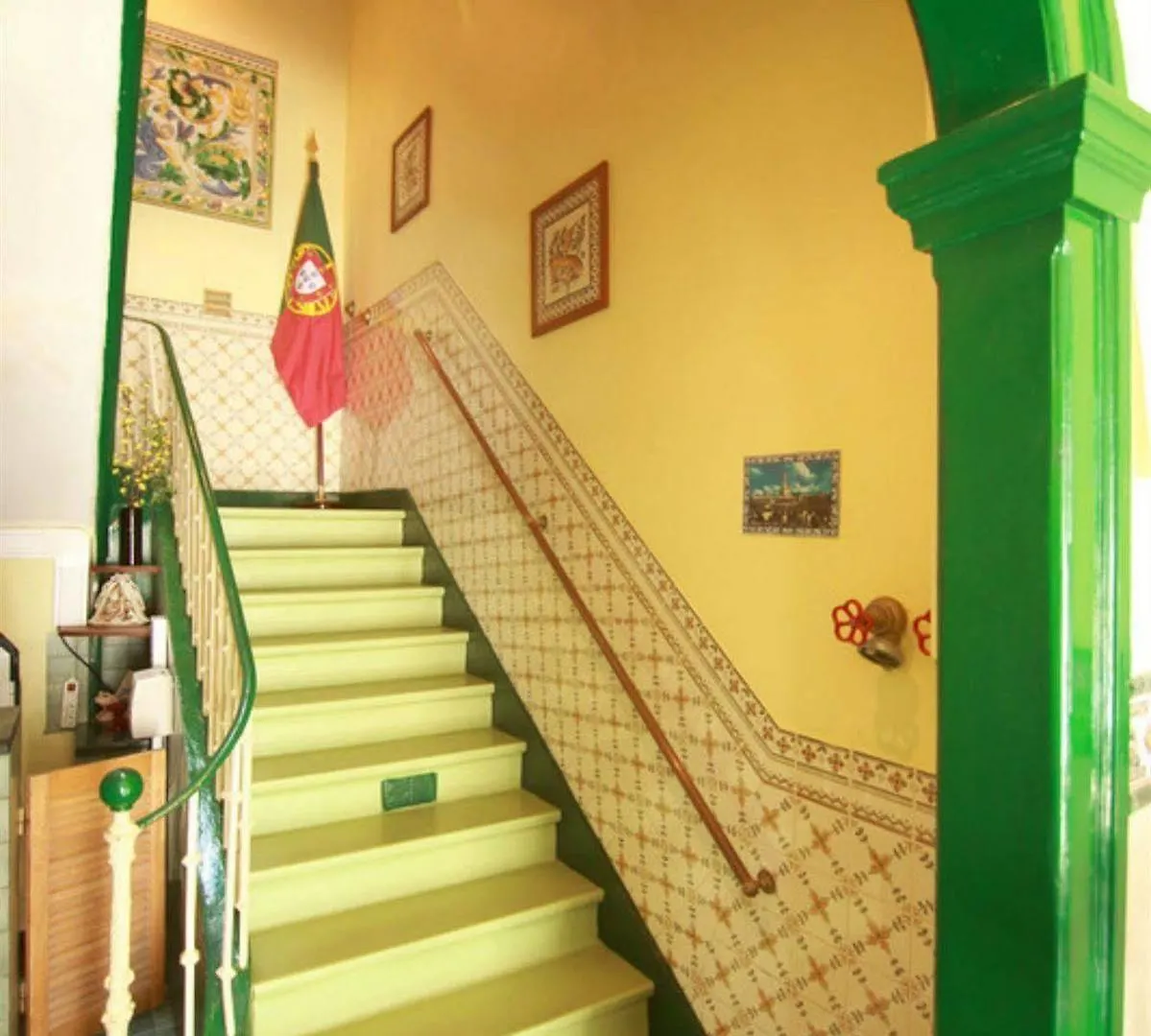 בית הארחה מלון ליסבון Residencial Mar Dos Acores